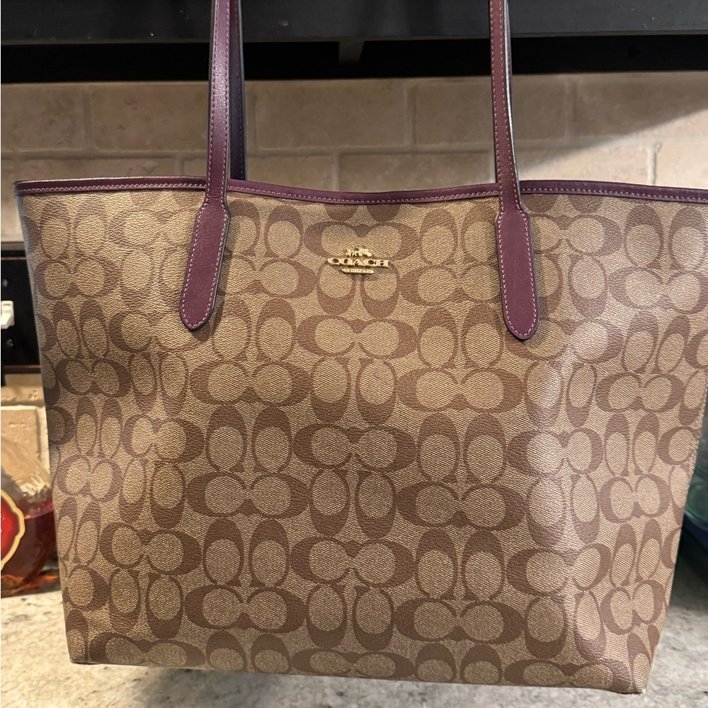 🔥SOLD🔥Coach shoulder bag (Large)